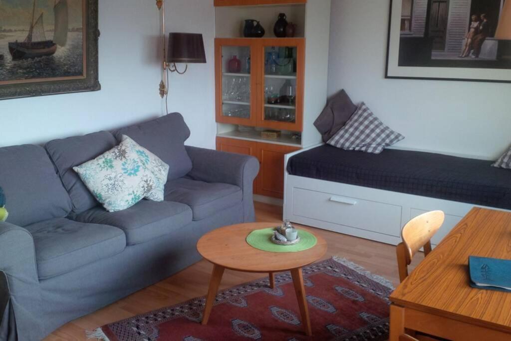 Apartment Mit Sonnenbalkon